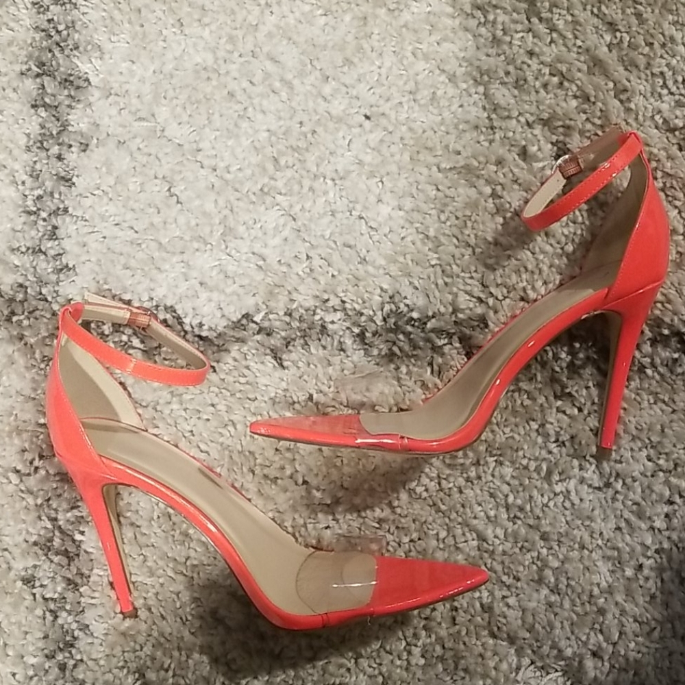 Shoes - Picture 3 of 4